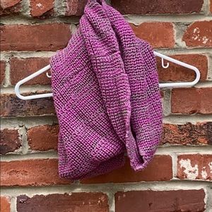 Women’s scarf